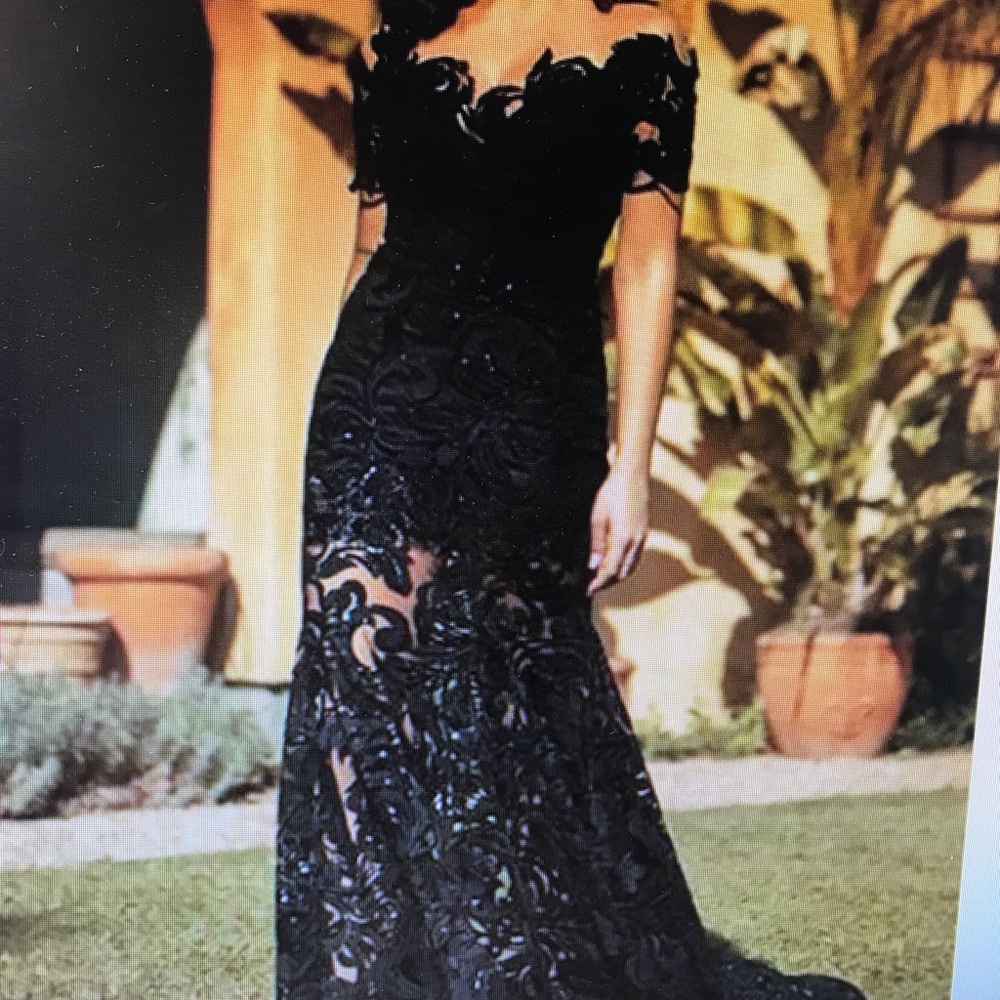 Nicole Bakti Gown